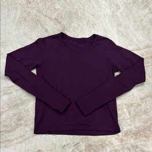 Lululemon Swiftly Tech Waist Length Long Sleeve